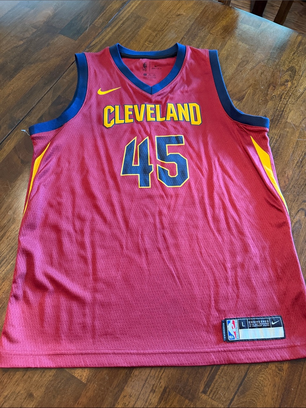 Nike Boys Cleveland Cavs Donovan Mitchell Basketball Jersey, Size Large